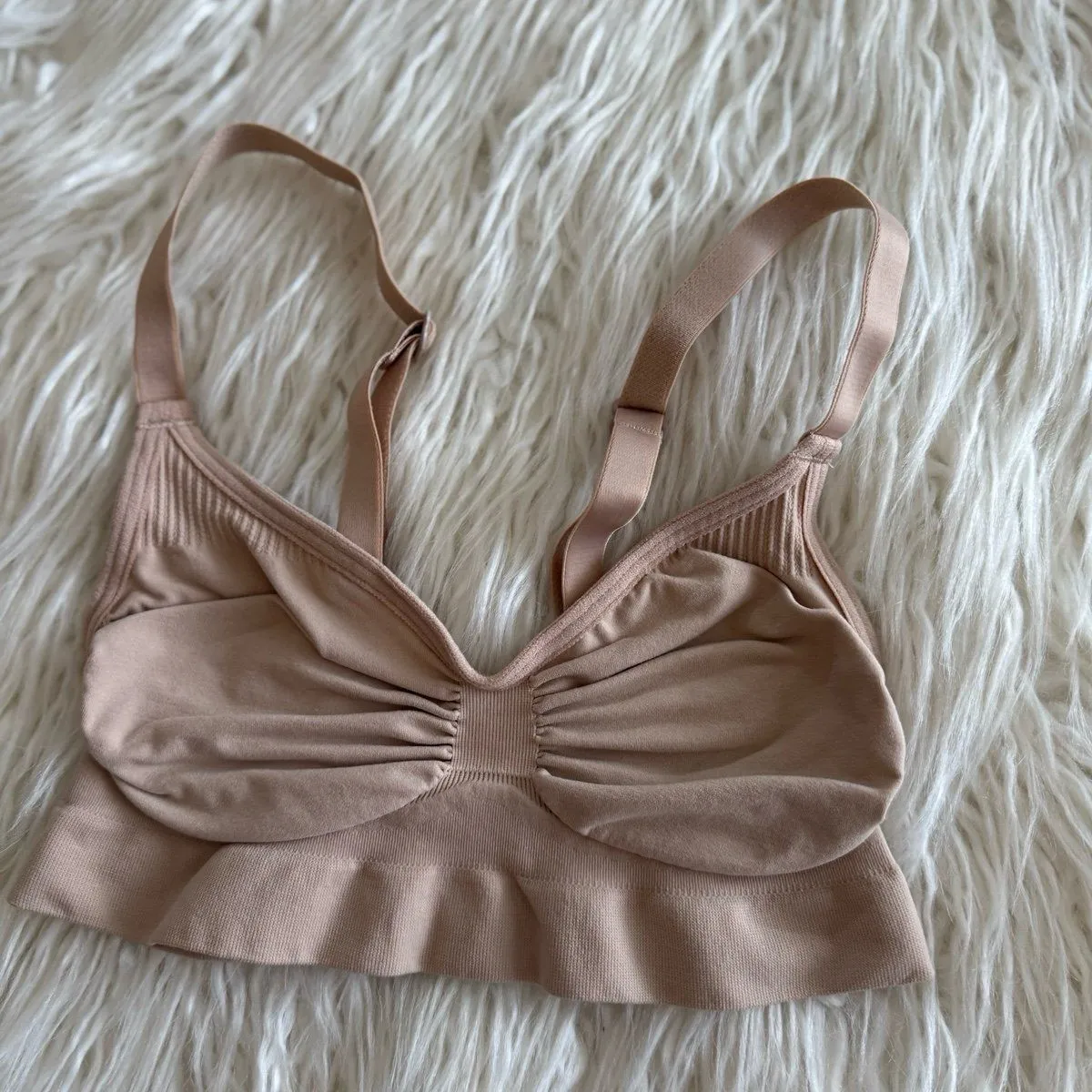 Skims Seamless Sculpt Bralette Clay Size Small - Image 4