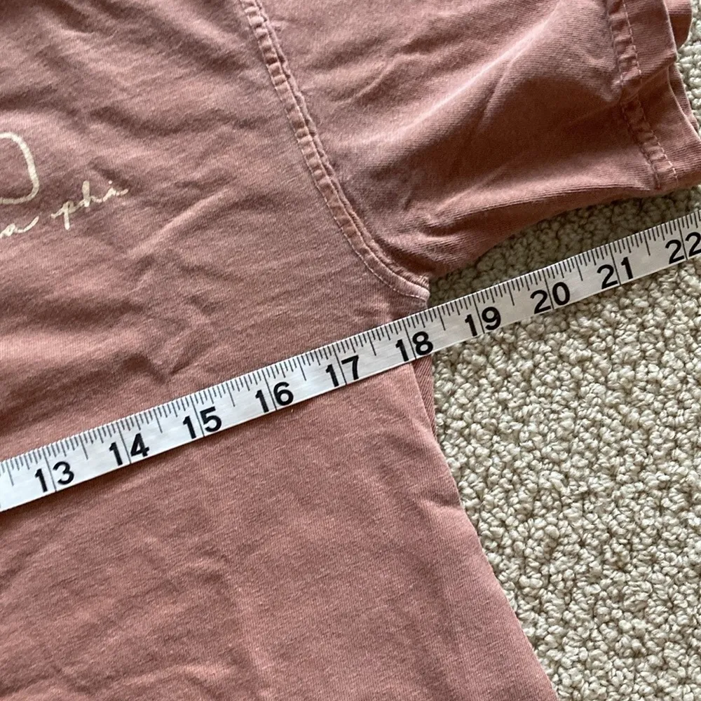 Comfort Colors Chi Kappa Phi Chickadees T-Shirt Bow Size Small Yam Brown EUC - Image 4