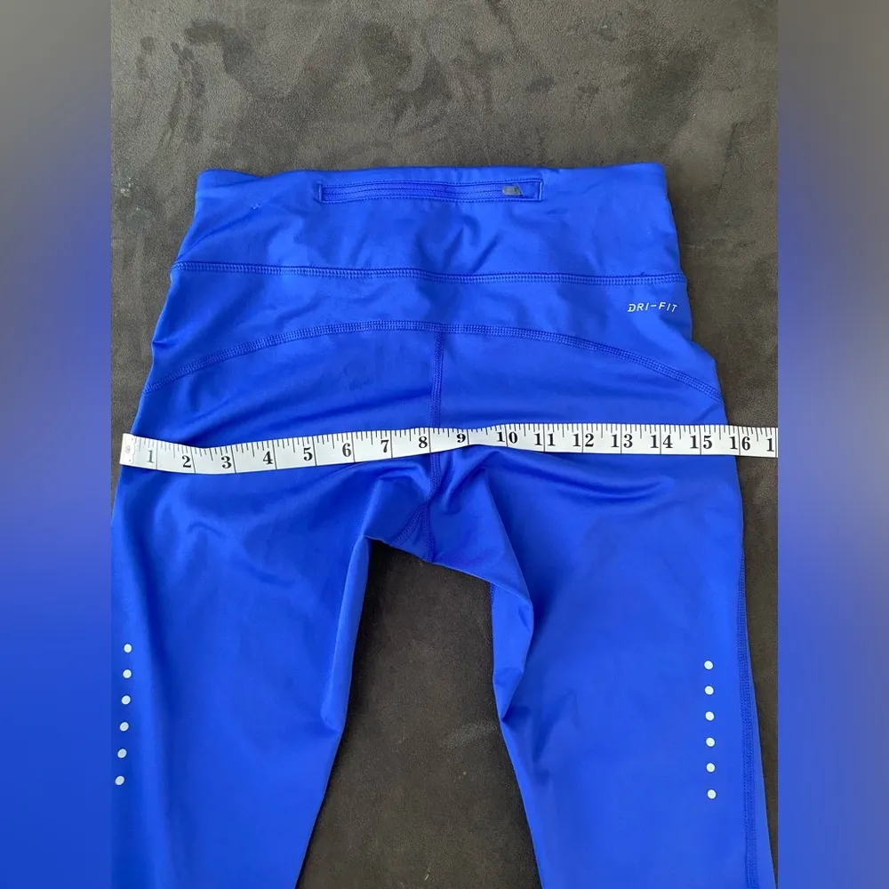 Nike Dri Fit Leggings/Sports Wear - Image 4