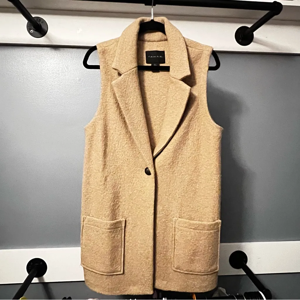 Tahari NEW Camel Long Vest Sleeveless Jacket Oversized Pockets Chic Layering L - Image 2
