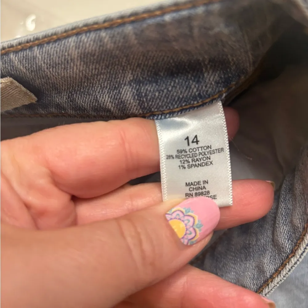 LOGO by Lori Goldstein Wide Leg Crop Jeans Button Fly Light Wash Size 14 High - Image 7