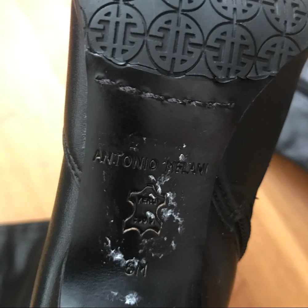 NWOT Heel Black Mid Calf Leather Buckle Boots 8 - Image 3