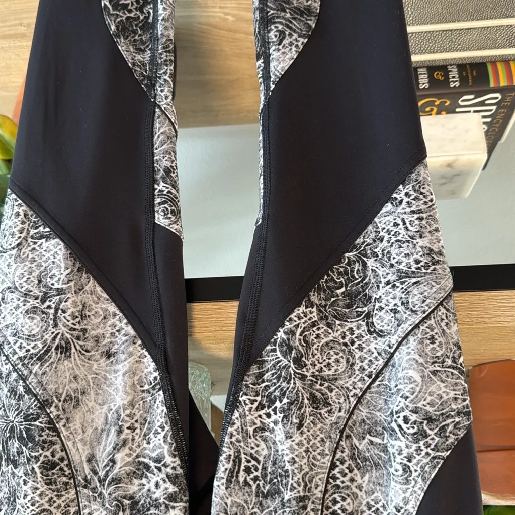 Lululemon Sweat & Repeat High Rise Running Legging Tight, 4 - Image 6