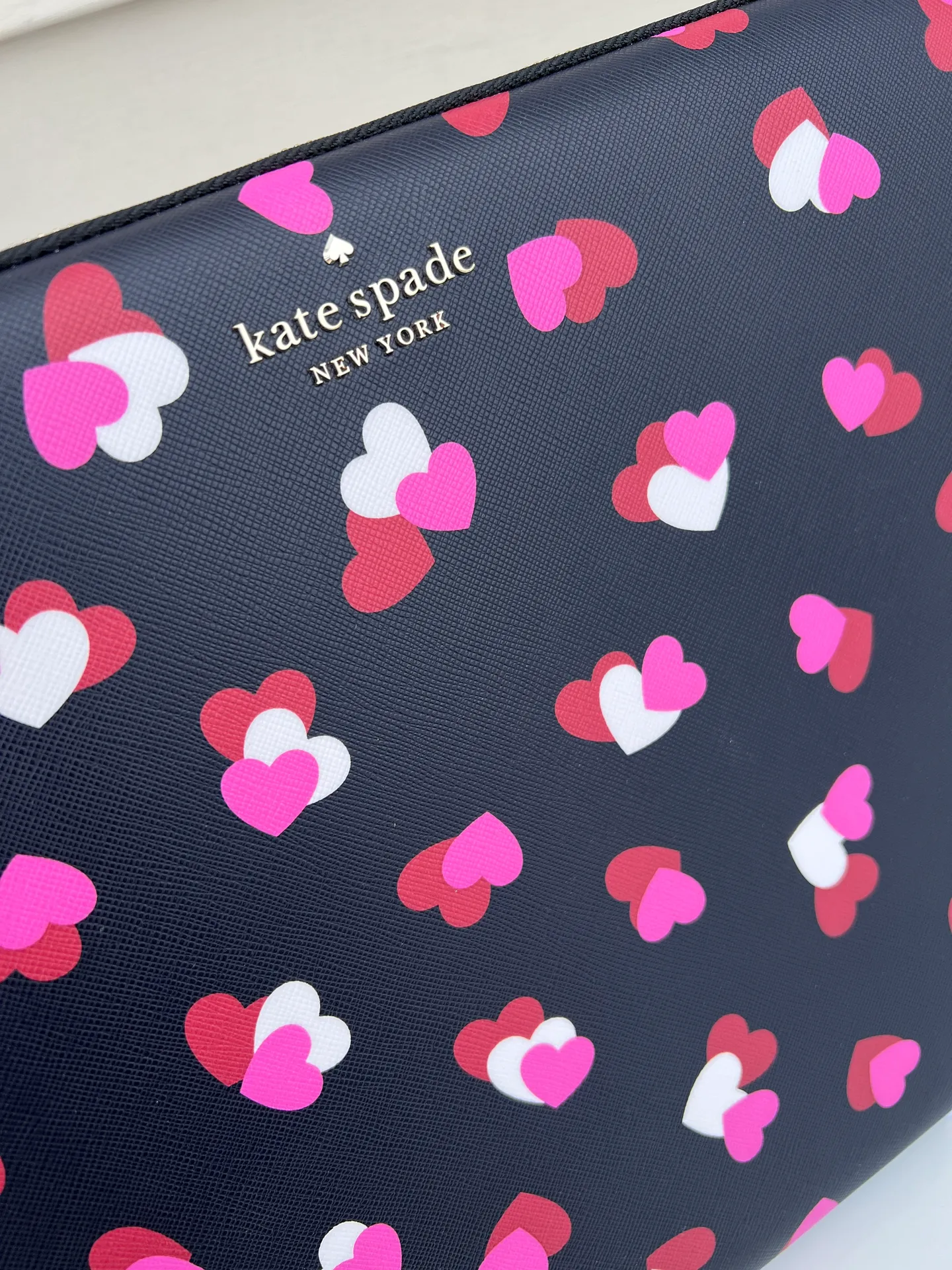 Staci heart print Universal 15" Laptop Sleeve - Image 4