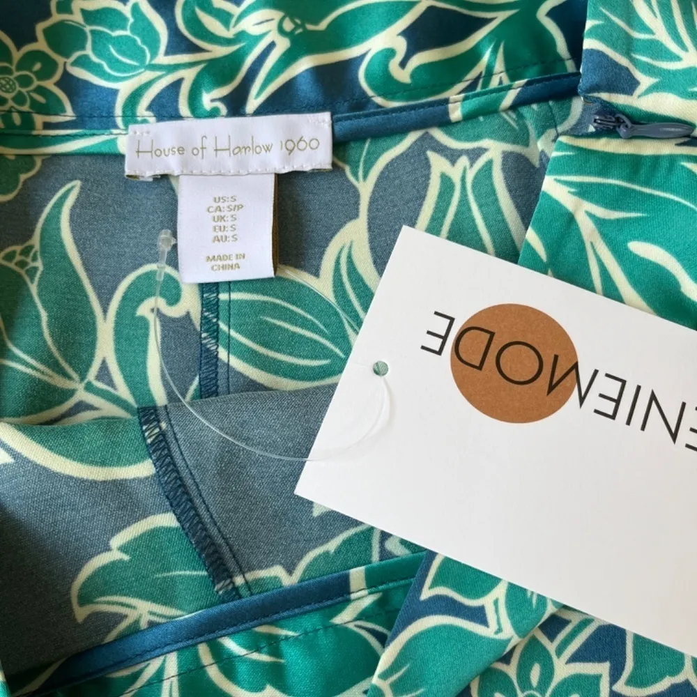 House of Harlow Floral‎ Satin Silk Boho Chic Lounge Casual Shorts Luxury, Size S White - Image 4