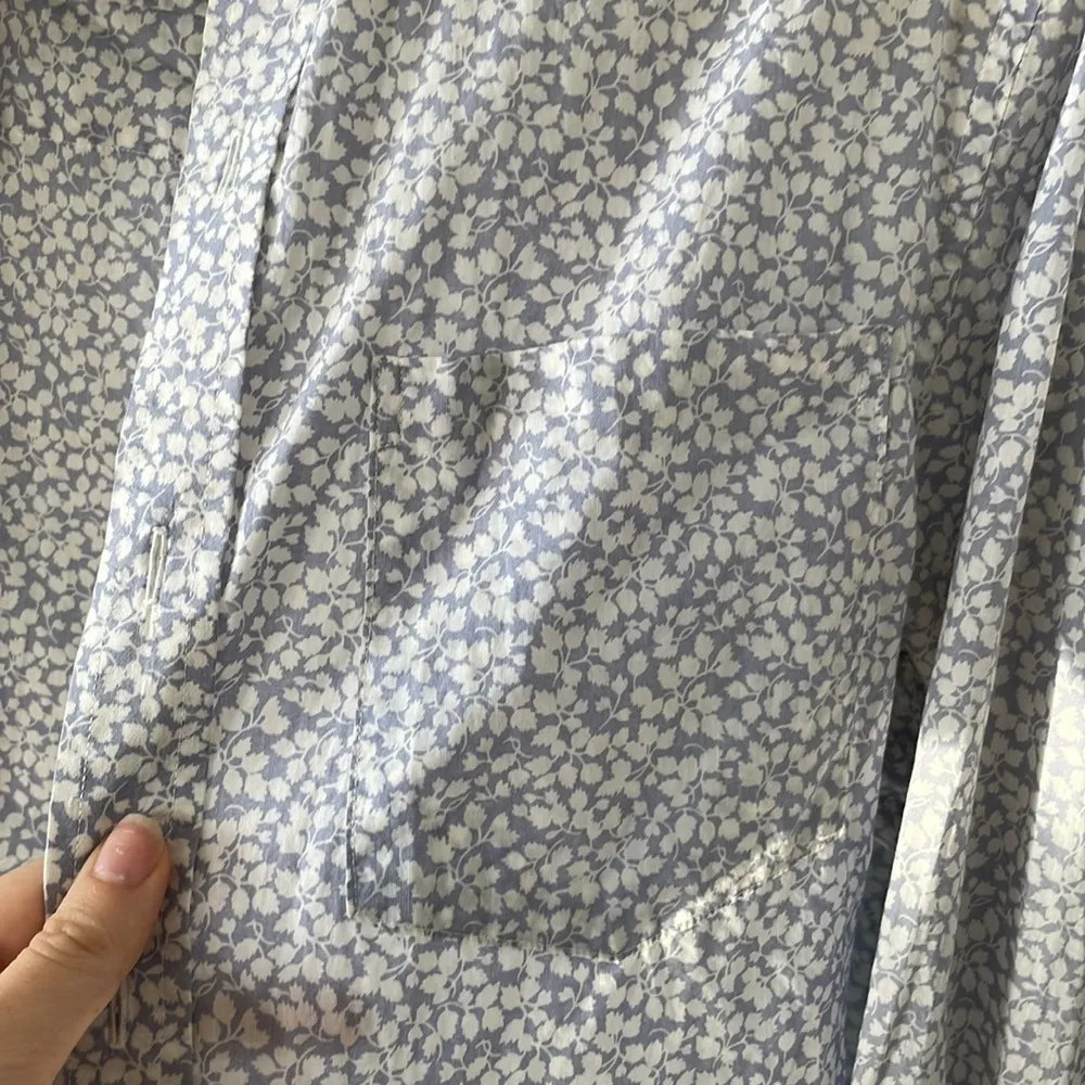 Club Monaco button down shirt - Image 4