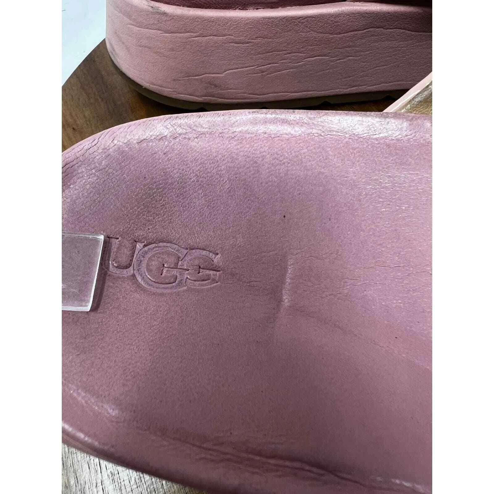 UGG Pink Patent Leather Criss Cross Platform Slide Sandals Size 10 Casual‎ - Image 7