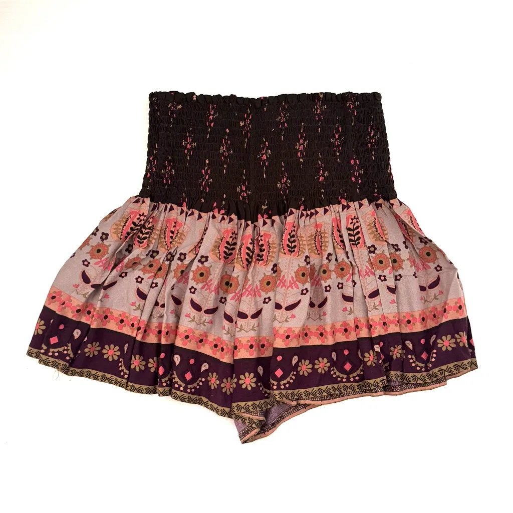 Natural Life Daisy Skort Size Small - Image 2