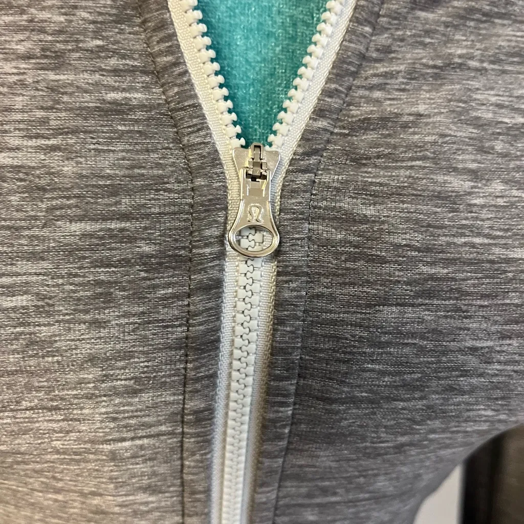 Lululemon Swiftly Tech 1/2 Zip - Image 4