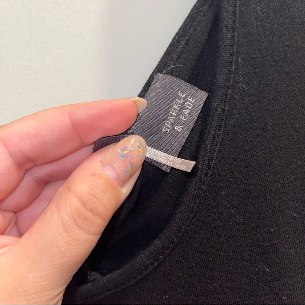 Sparkle & Fade Urban Outfitters Black Dress with Bow Cutout on Back Size Medium - Image 2