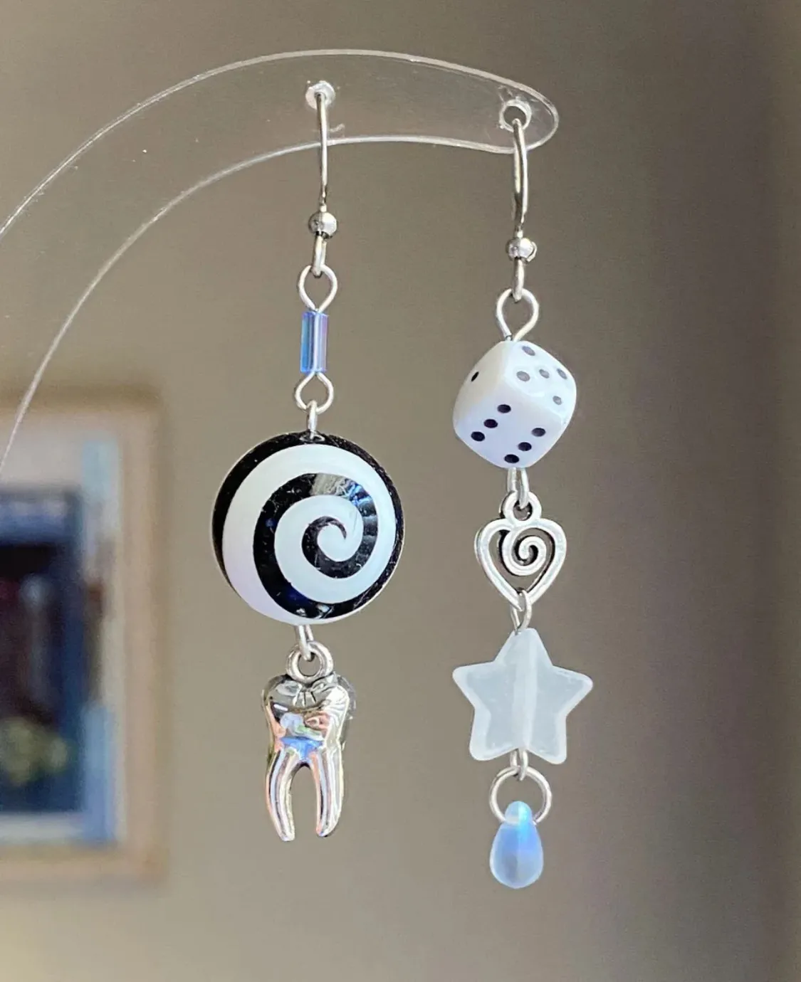 Handmade y2k Kawaii grunge funky mix material dangle earrings🎲🩵 - Image 2