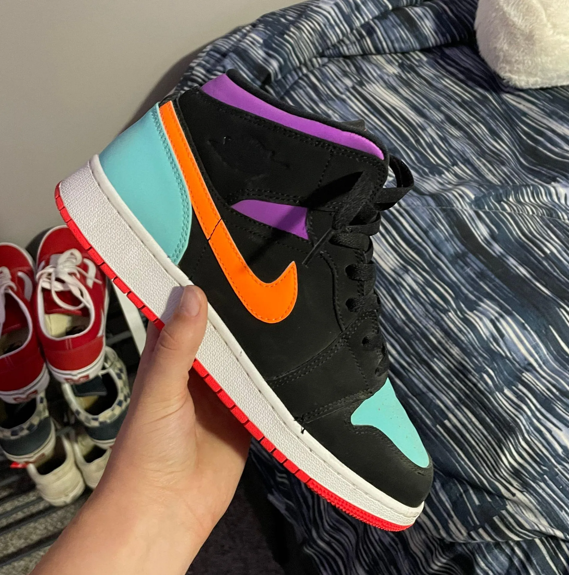 Jordan Sneakers - Image 2