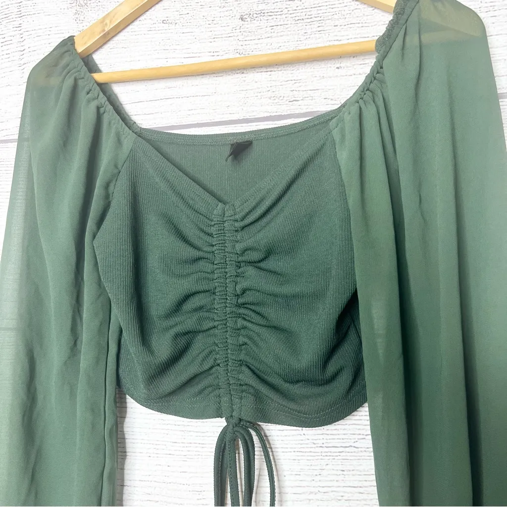 SHEIN Green Ruched V-Neck Chiffon Long Sleeve Fitted Crop Top Blouse Size Small - Image 4