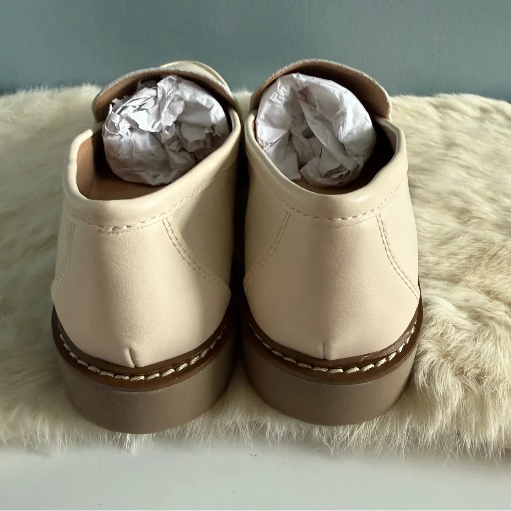 Rockport Women’s Kasey Penny Beige Leather Loafers Size 8.5 - Image 5