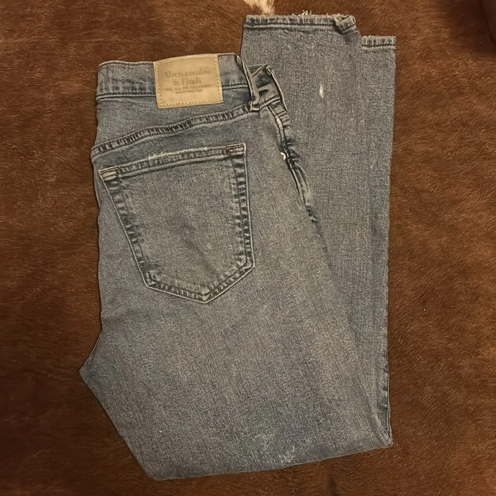 Abercrombie & Fitch Slim Taper Stretch Distressed Jeans size 29 - Image 5