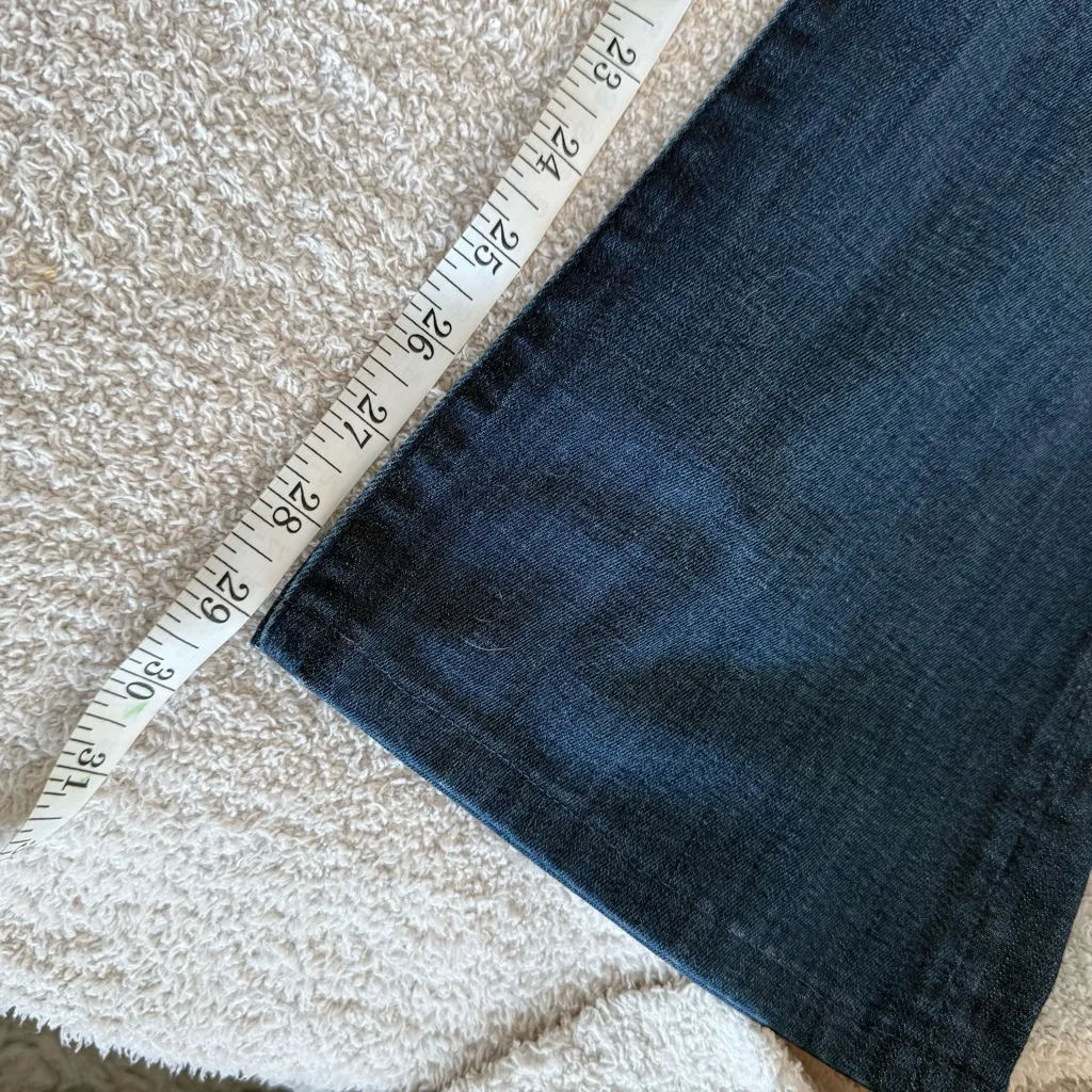 7 for all Mankind Midrise Bootcut - Image 5