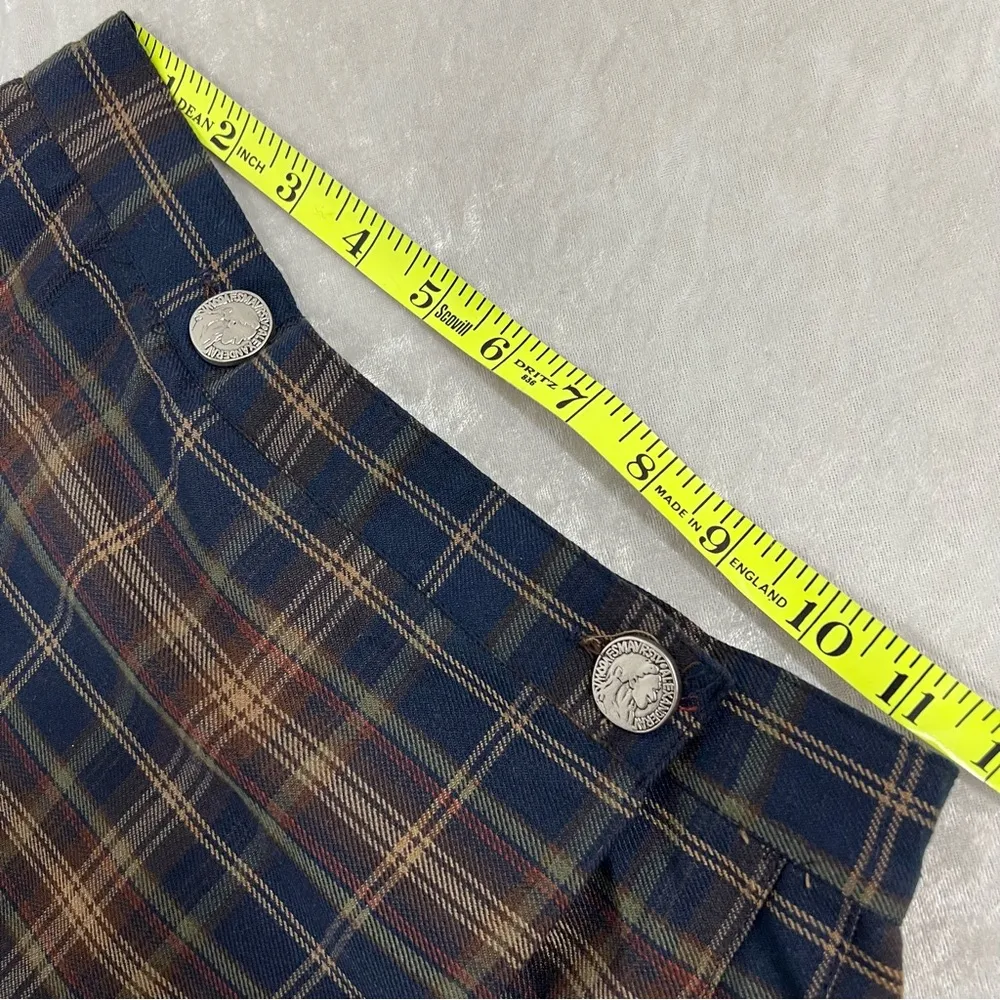 Vintage size small wrap around vintage plaid skirt rayon blend made in the USA - Image 10