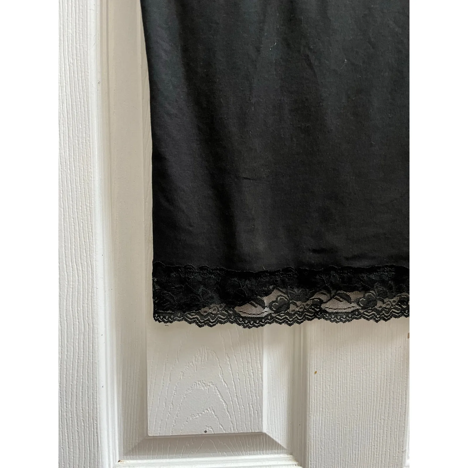 Van Heusen Black Lace Trim Adjustable Straps Cami Tank Top Layer Large - Image 4