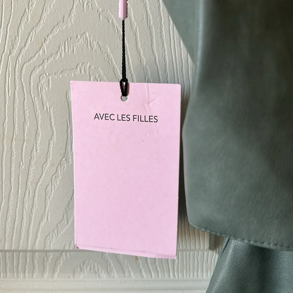 Anthropologie Avec Les Filles Women’s Faux Leather Cross Back Wrap Romper Size S - Image 10