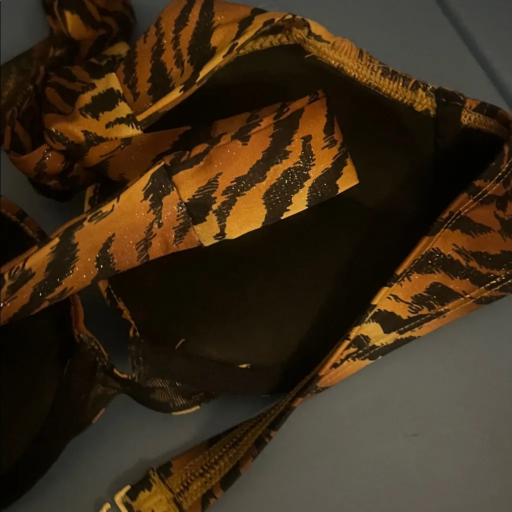 Victoria’s Secret Bombshell Animal Print Tiger Halter Bikini Top adds 2 cups 34A - Image 8