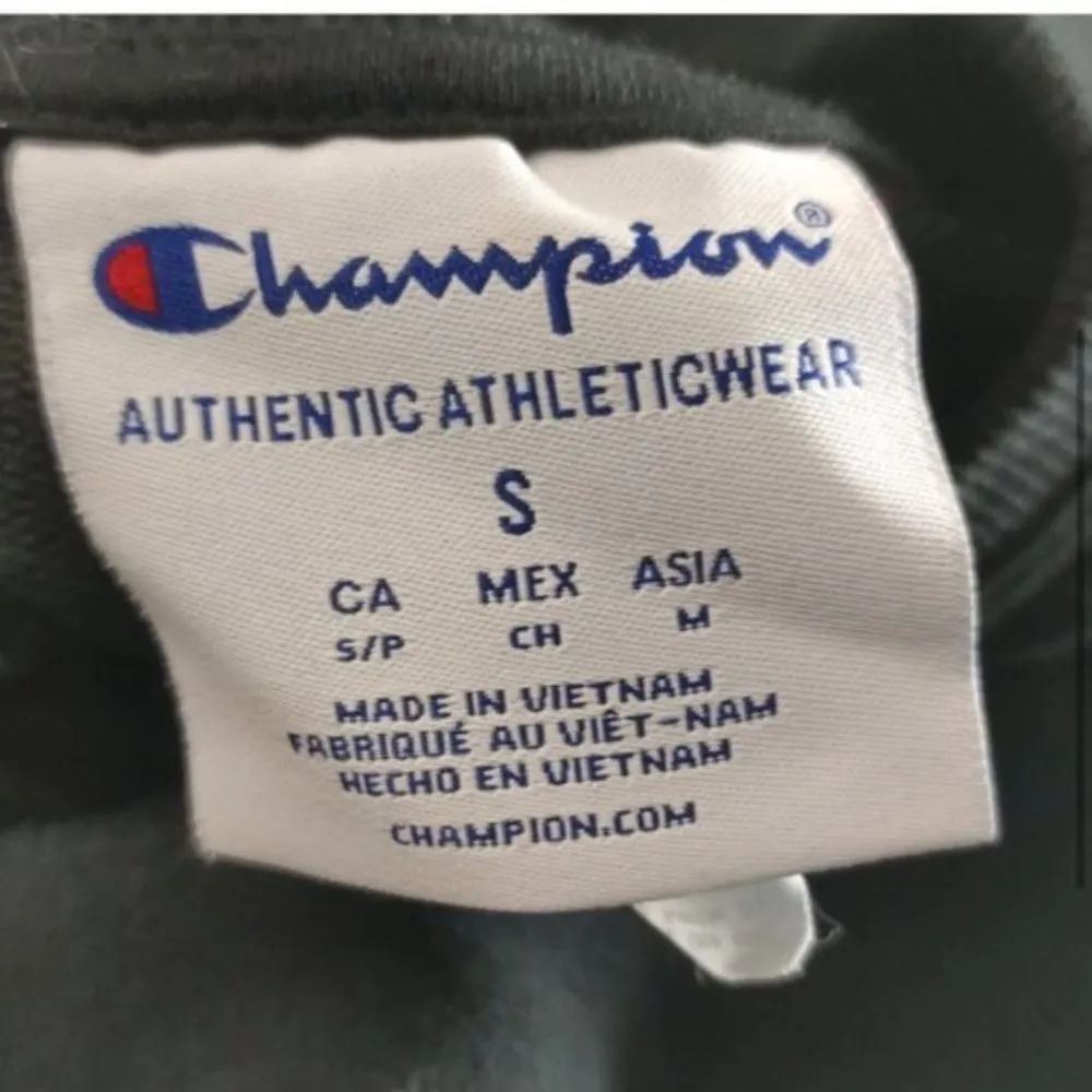 Champion Black Cropped Sweatshirt Size Small GUC #6737 - Image 3