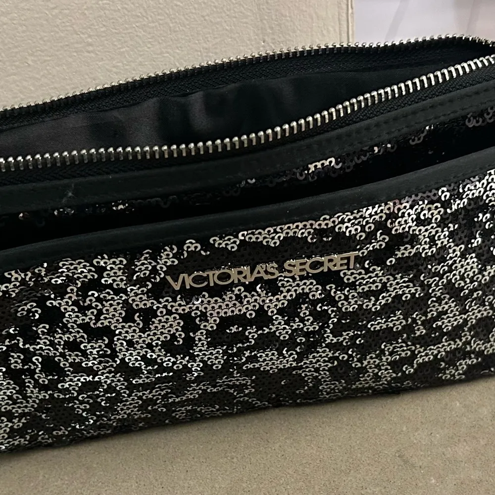 Victoria's Secret Sequin Evening Bag Like New - Image 3