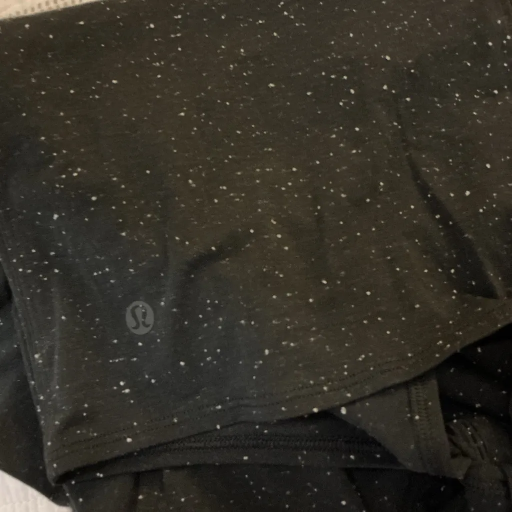 Lululemon Time To Restore Short Sleeve black size 4 - Image 5