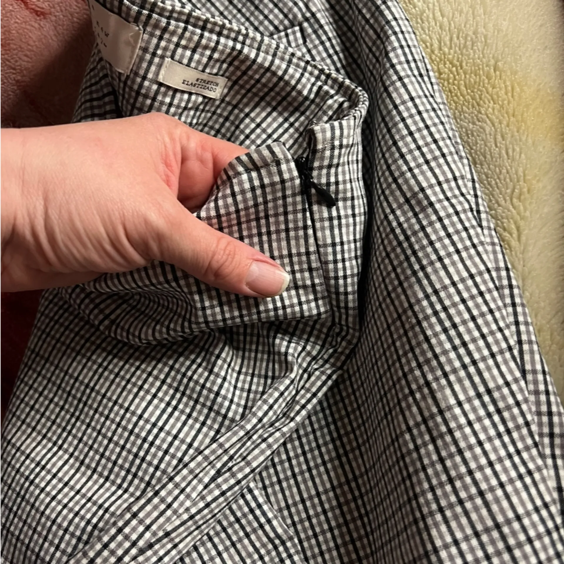 A new Day 4 plaid slim capris zip up pants - Image 4