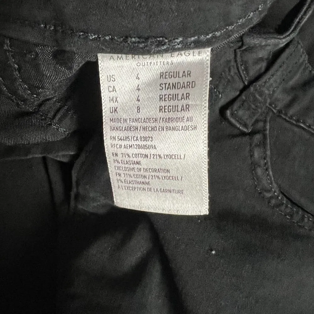 American Eagle Outfitters Women's Distressed Black Skinny Jeans  Sz 4 - Image 2