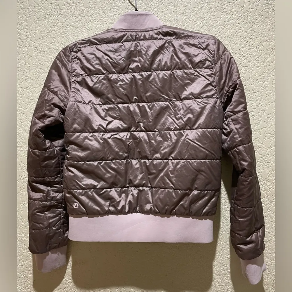Lululemon Non-Stop Bomber Reversible Porcelain Pink Water Repellent Size 4 - Image 9