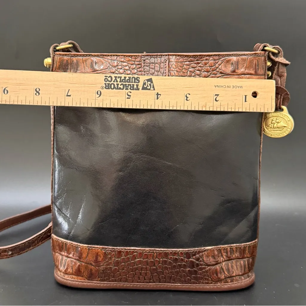 Vintage BRAHMIN Tuscan Black Leather Brown Croc Trim Bucket Crossbody Bag - Image 8