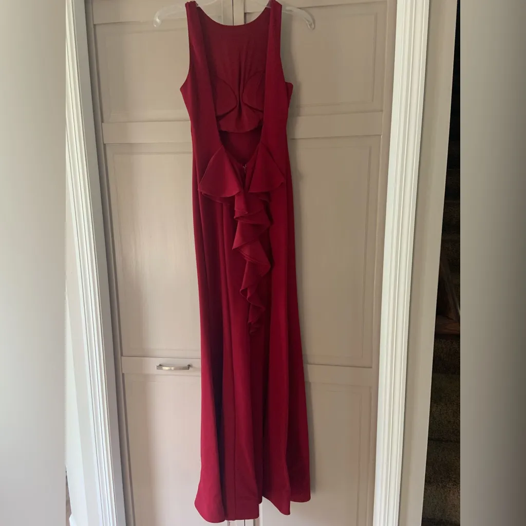 Red low back dress with ruffle trail Size undefined - Image 2