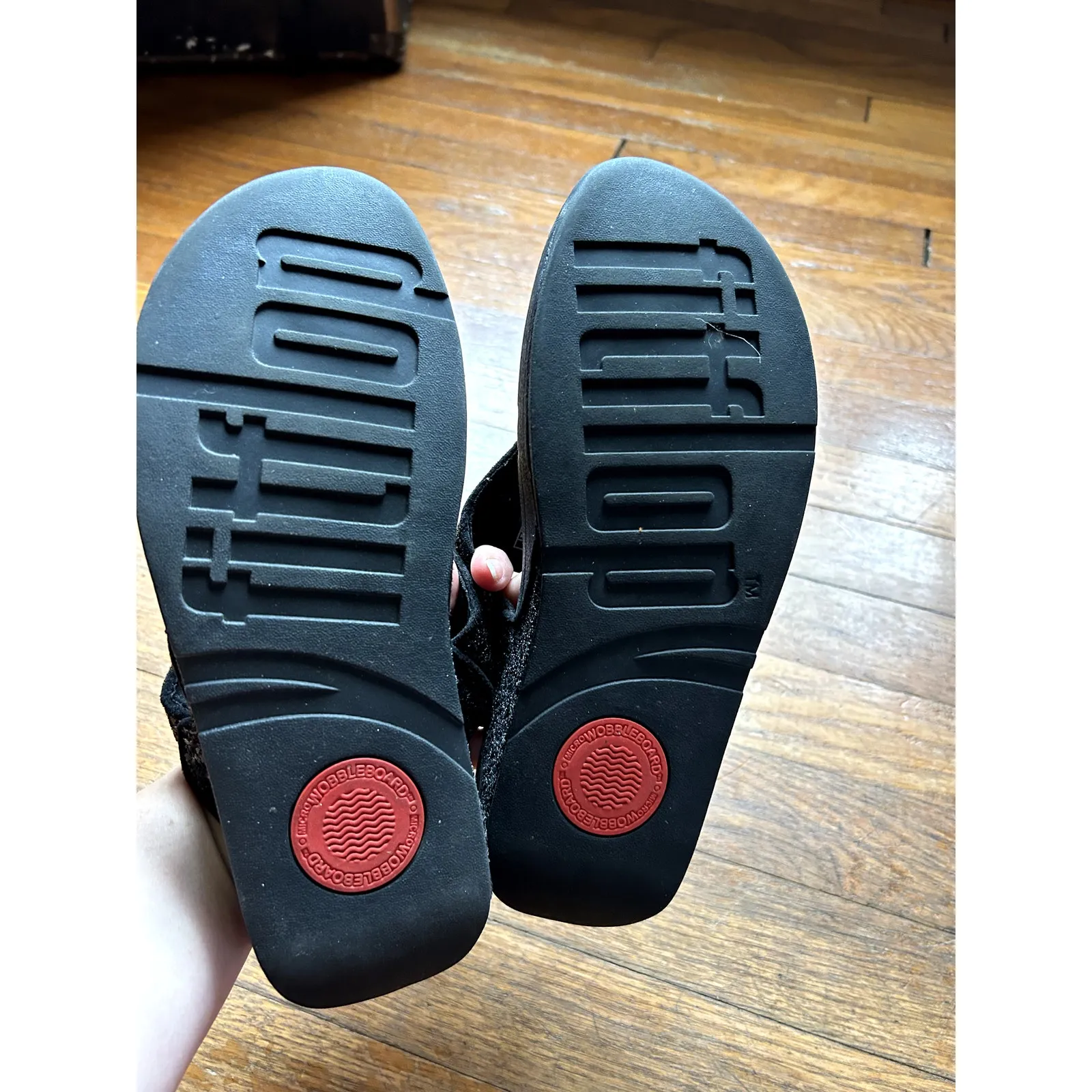 FitFlop Women's Lulu Glitter Toe Post Sandals Black Women's Size 9 - Image 4