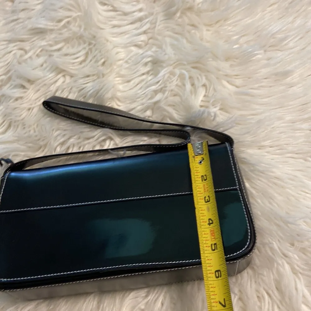 Naturalizer Shoulder Purse BNWOT color black please see all pictures - Image 12