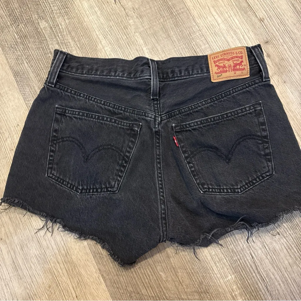 Levi's 501 Black Jean Shorts - Image 4