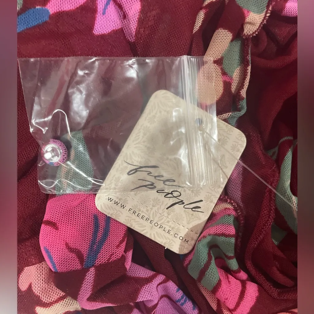 NWT Free People Of Paradise Crop Top Shirt - Image 7