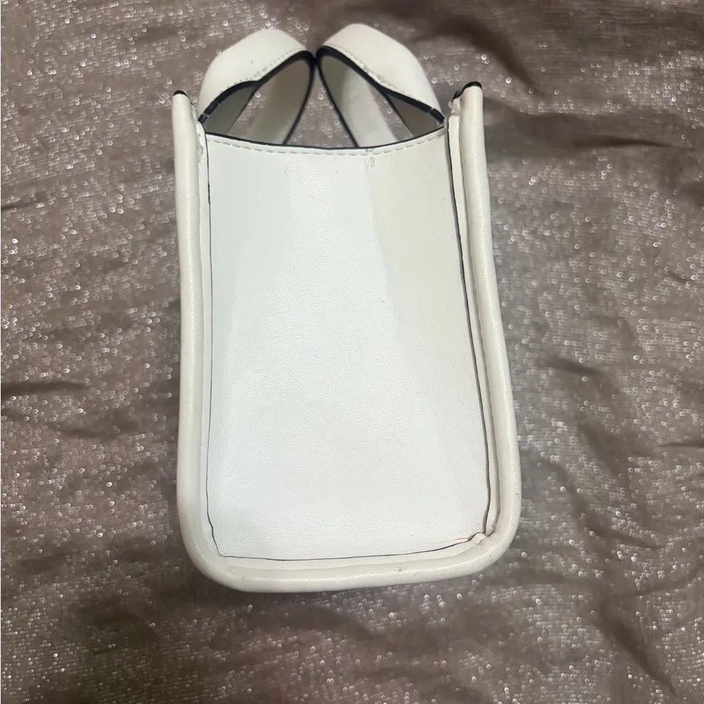 DKNY Small  Bag in Black and White - Image 13