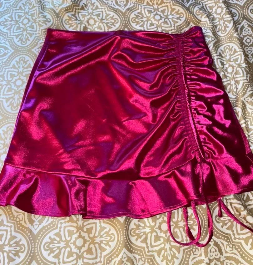 Forever 21 Pink Satin Skirt - Image 4