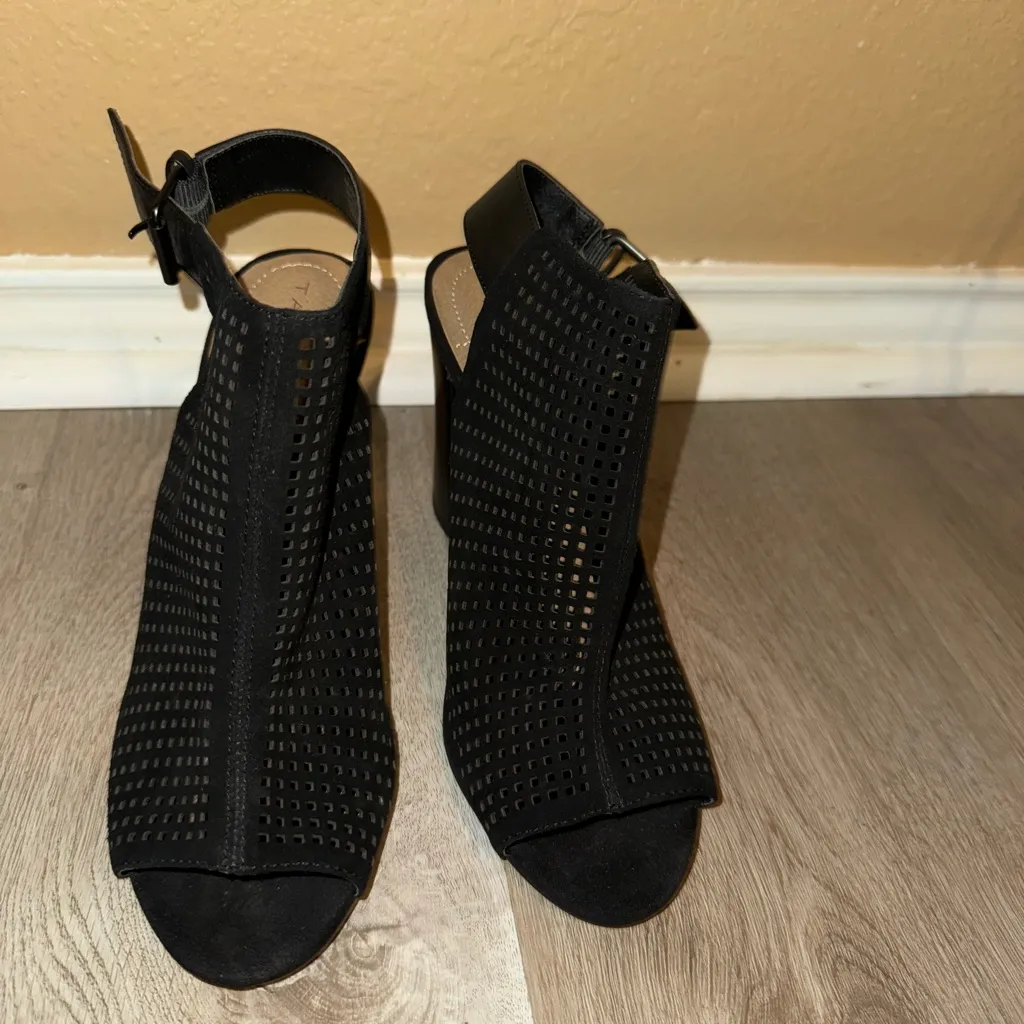 Suede ankle open‎ toe booties. Tahari Margaret - Image 3