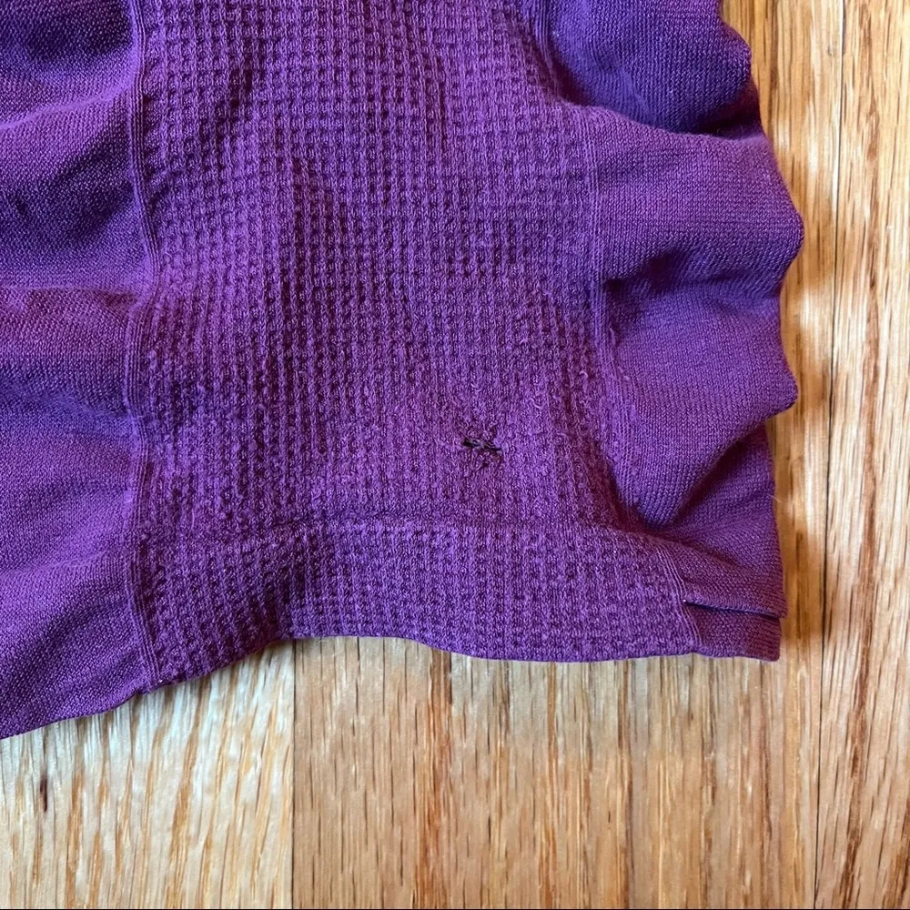 Athleta breathe purple shirt size XS - Image 4