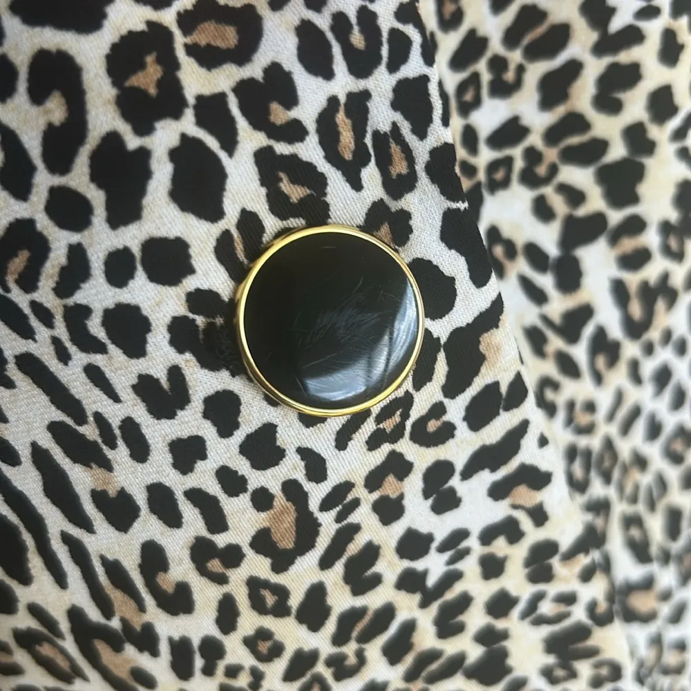 Susan Graver Leopard Print Short Sleeve Blazer Size XL - Image 8