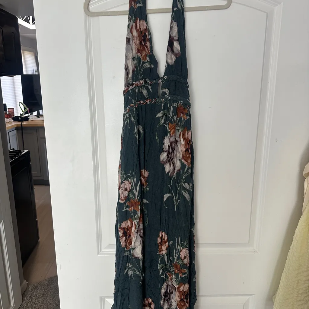 Floral Halter Maxi Dress Green Size 6 - Image 4