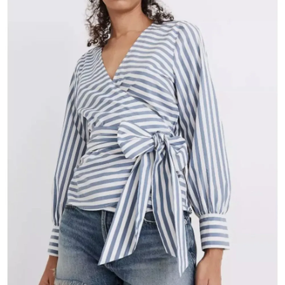 Madewell Top Women S Cuffed-Sleeve Wrap Blouse in Stripe Blue White Clean Girl - Image 8
