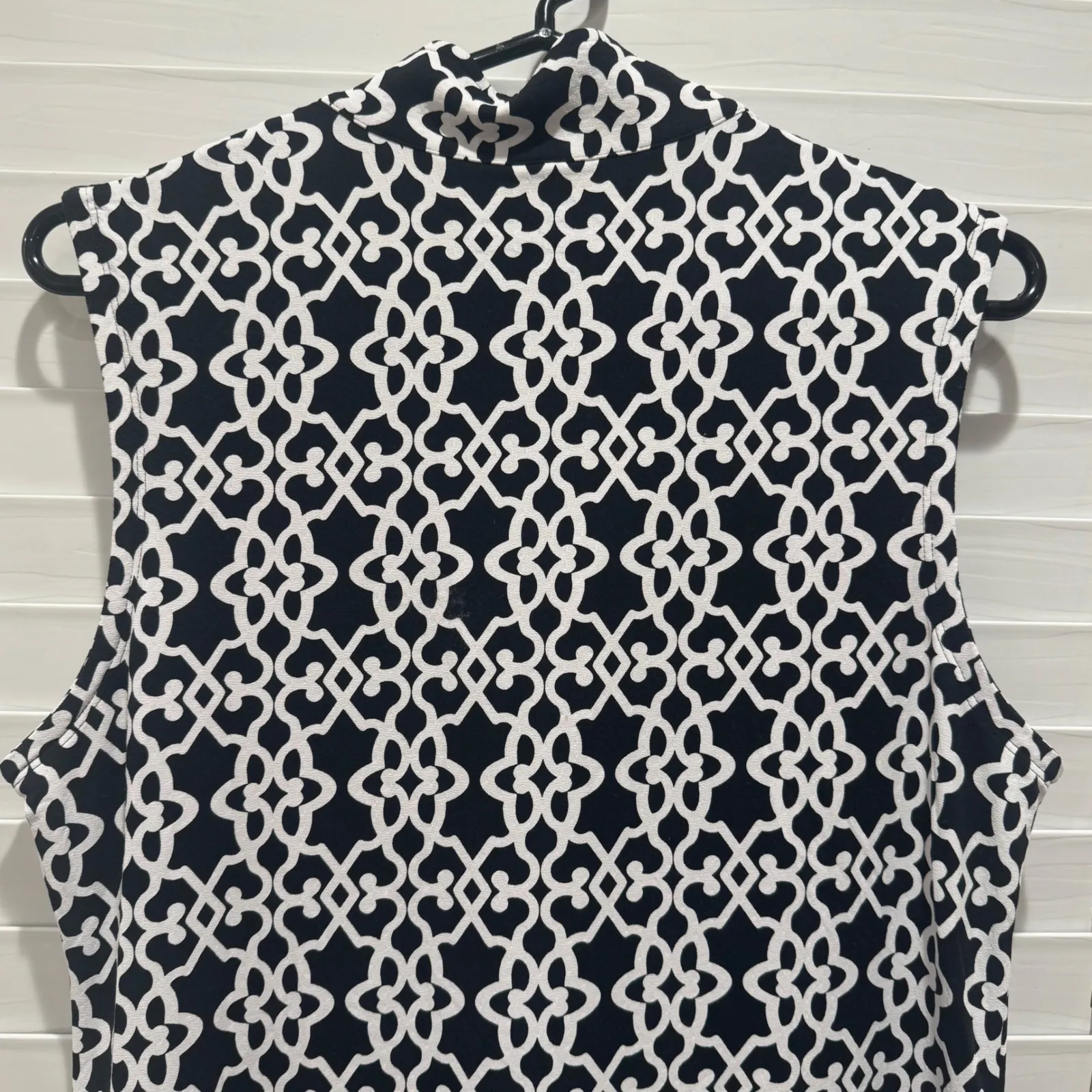 IBKUL Women's Medium Sleeveless Dress Black White Geometric Golf Athletic UPF 50 - Image 7