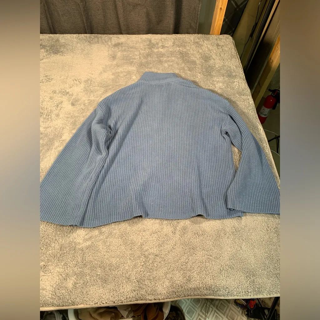 Edikted blue sweater 1/4 zip medium - Image 9