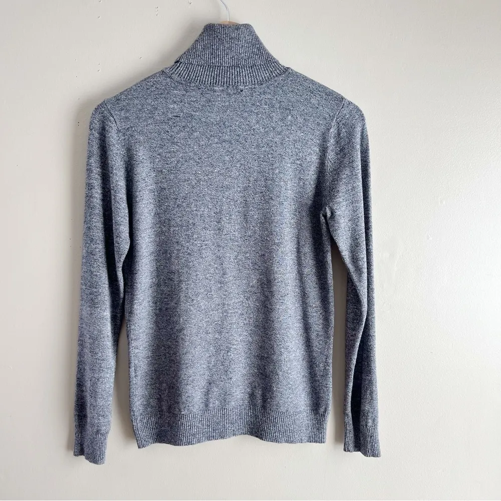 Andrew Marc Turtleneck Sweater‎ in Heather Gray, Size Small - Image 8