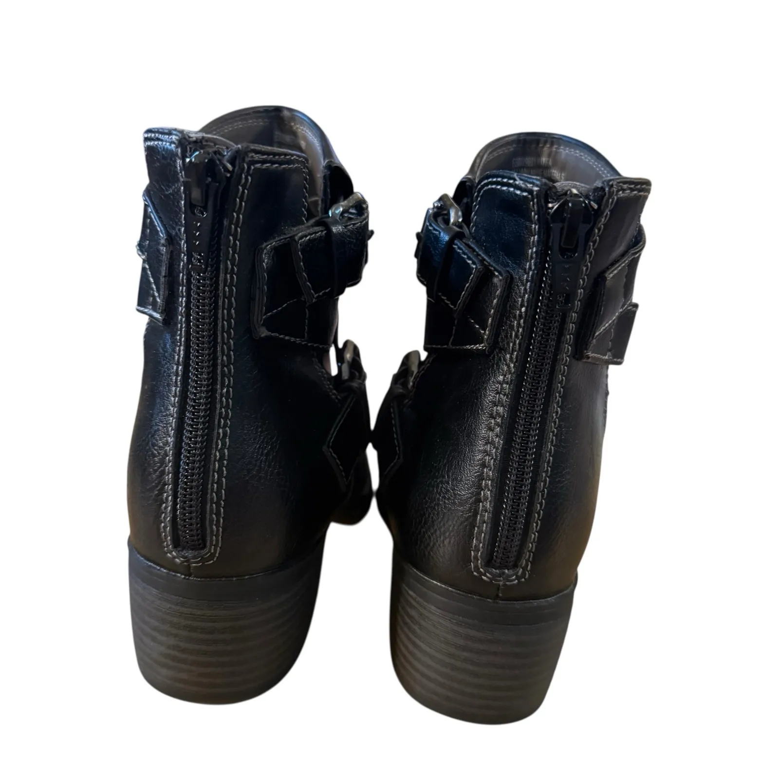 Stylish Black Boots by Euro Soft Women’s Size 8.5 - Image 4