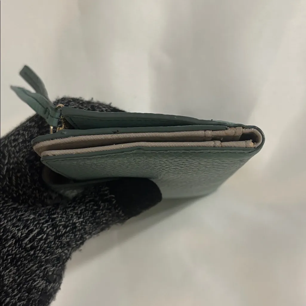 Fossil Teal Leather Wallet Preloved - Image 9