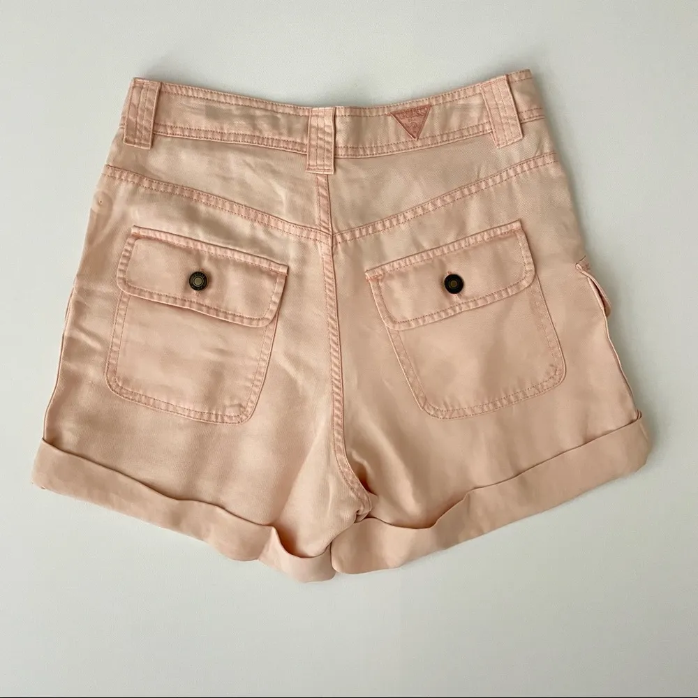 GUESS Women’s Iris Cuffed Cargo Shorts Size 24 - Image 5