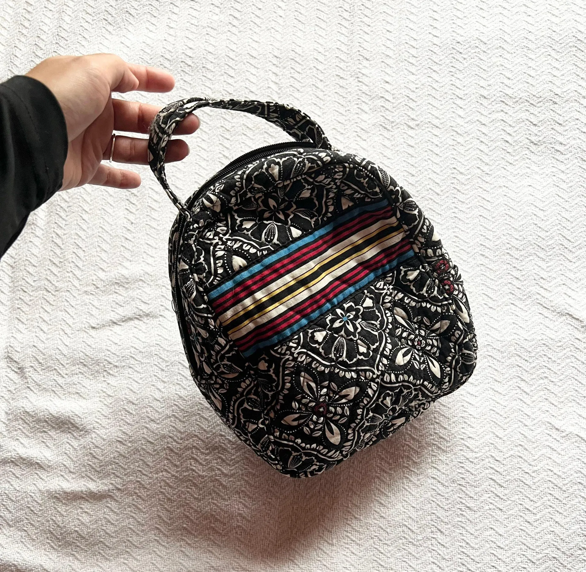 Vera Bradley Floral Lunch Bag - Image 4